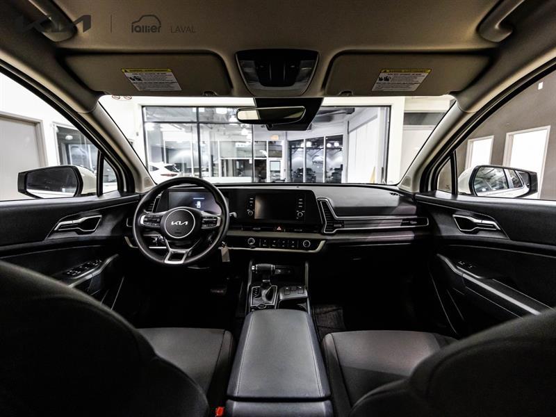 2025 Kia Sportage - Image 18
