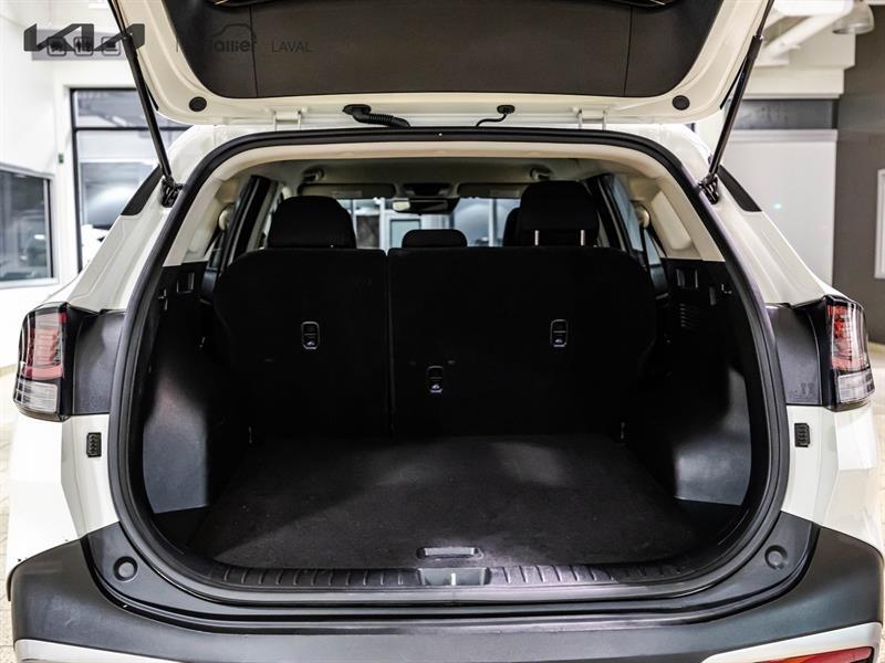 2025 Kia Sportage - Image 19