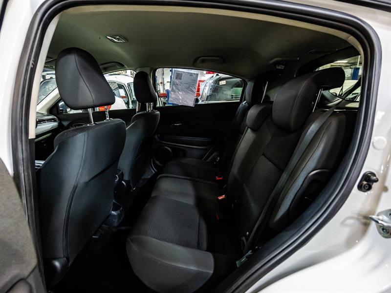 2021 Honda HR-V - Image 13