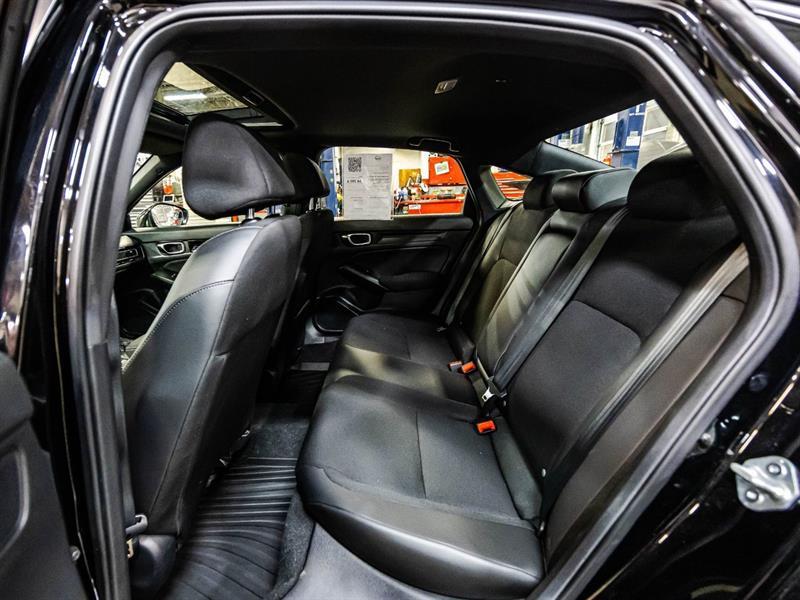 2025 Honda Civic - Image 13