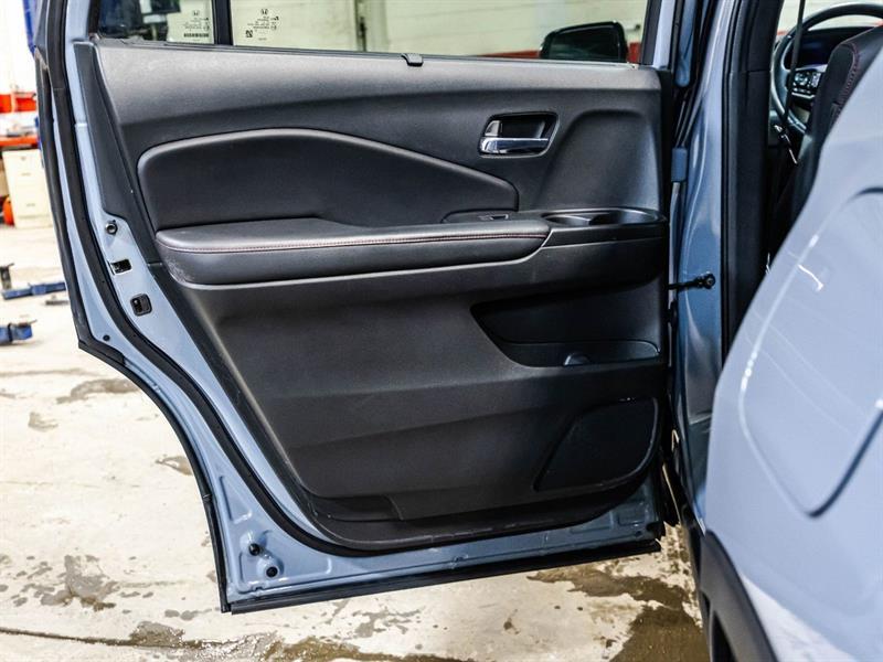 2022 Honda Pilot - Image 13