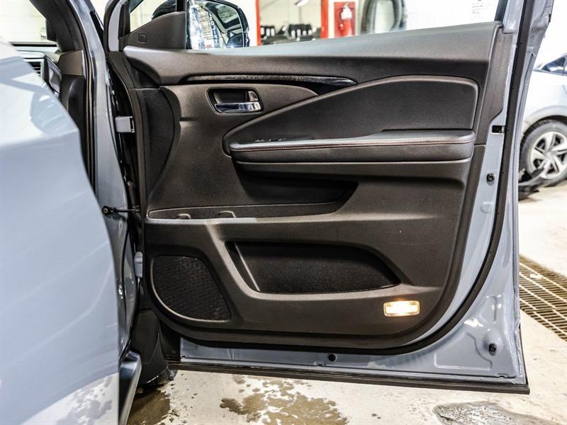 2022 Honda Pilot - Image 19