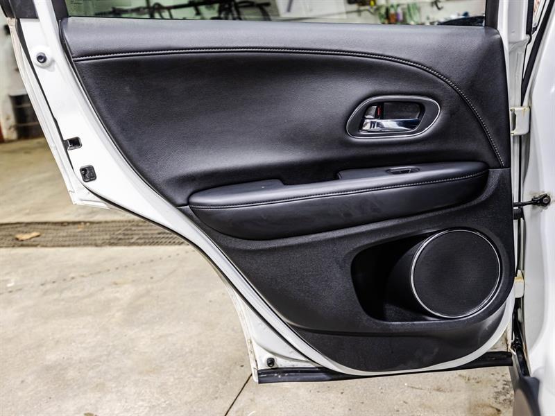 2017 Honda HR-V - Image 13