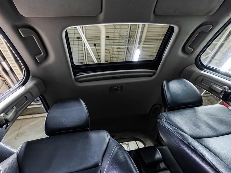 2017 Honda HR-V - Image 19