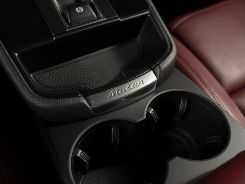porsche Macan 2025 - 26