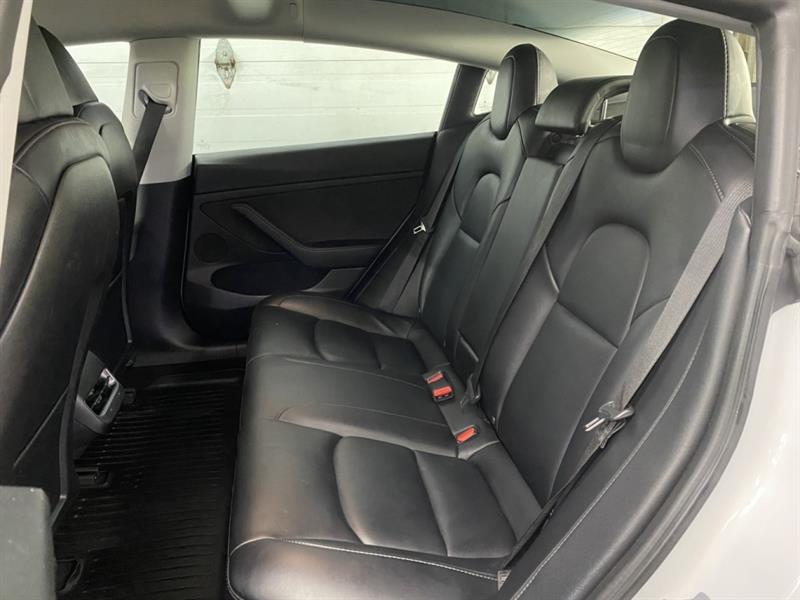 tesla Model 3 2021 - 18