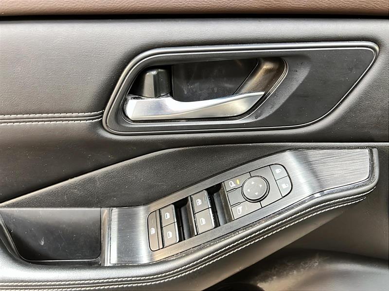 nissan Rogue 2023 - 24