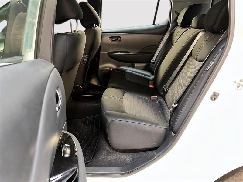 nissan LEAF 2023 - 9