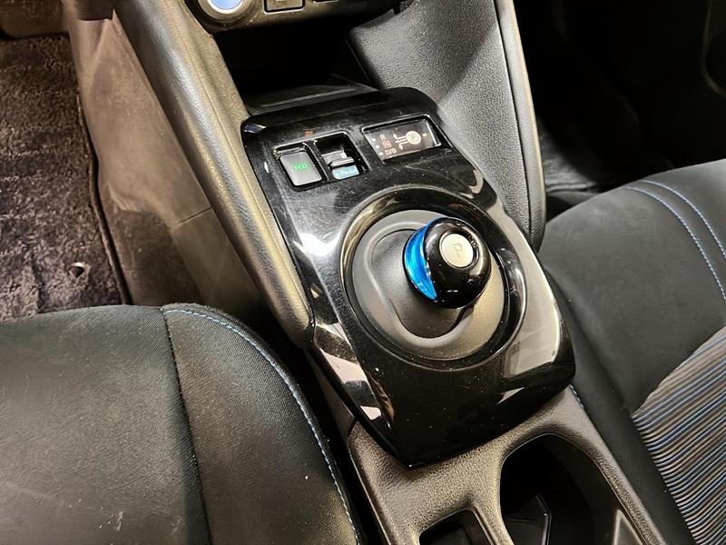 nissan LEAF 2023 - 13
