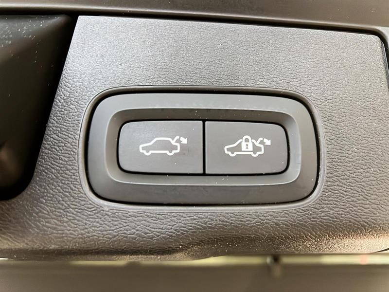 volvo XC60 2022 - 15