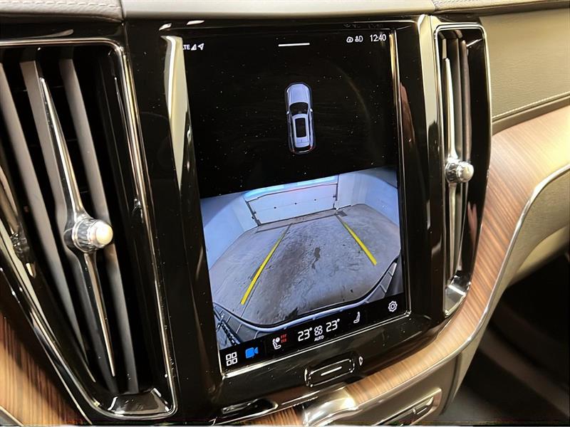 volvo XC60 2022 - 19
