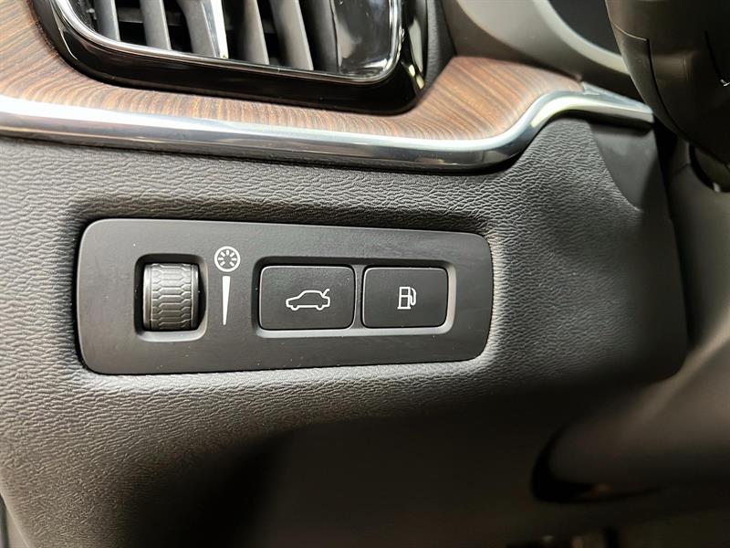 volvo XC60 2022 - 24
