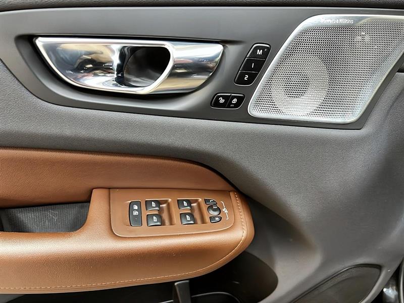 volvo XC60 2022 - 25