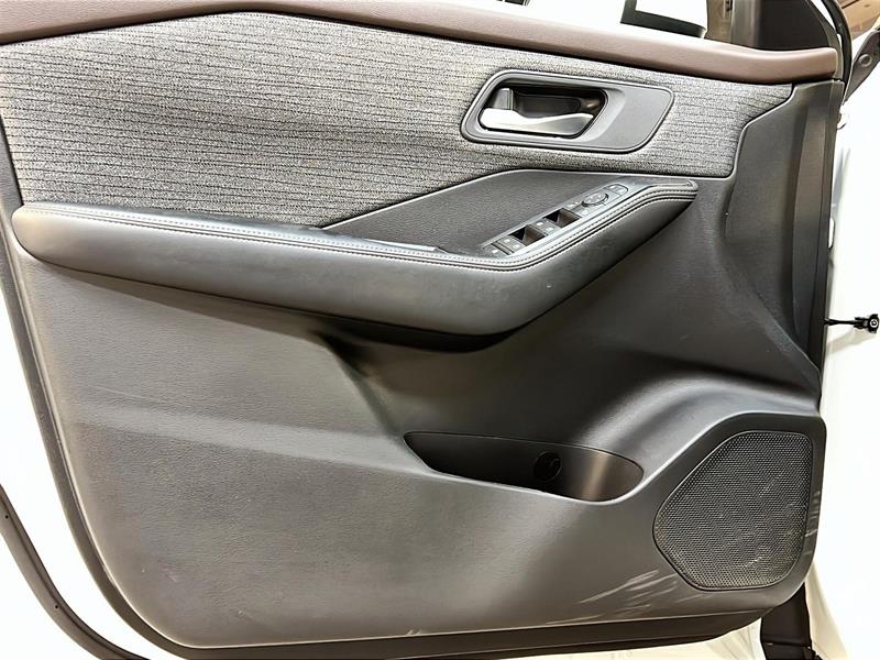 nissan Rogue 2023 - 24