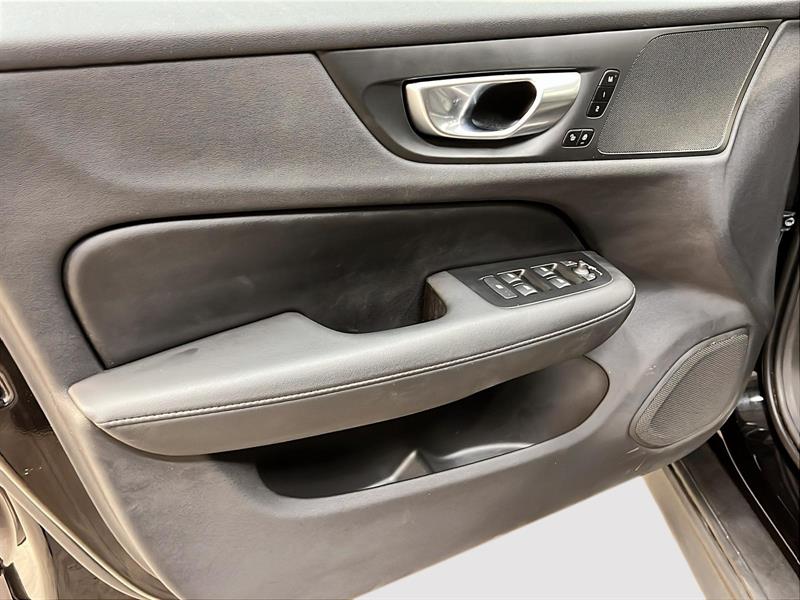 volvo V60 2025 - 26