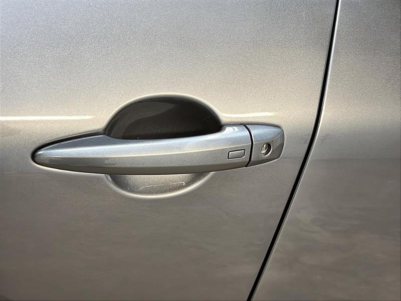 nissan Rogue 2023 - 25