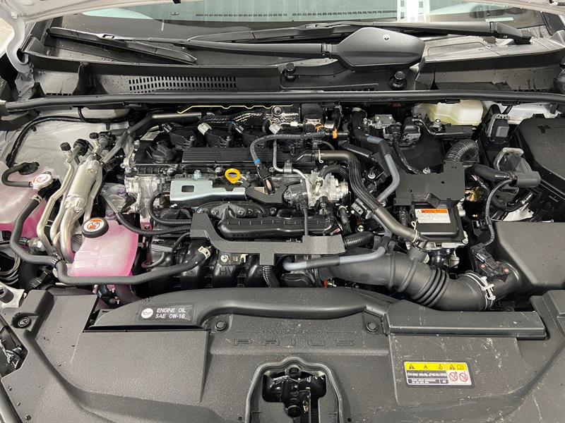 toyota Prius Plug-in Hybrid 2025 - 18