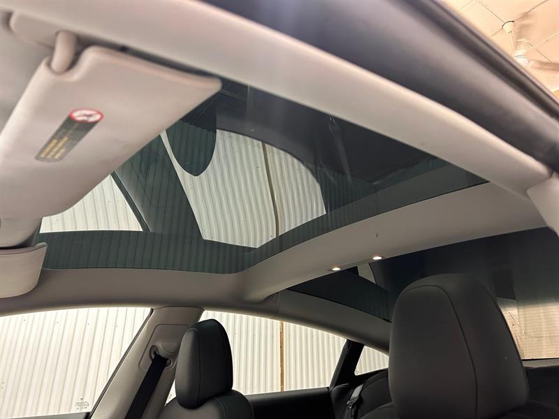 tesla Model 3 2023 - 13