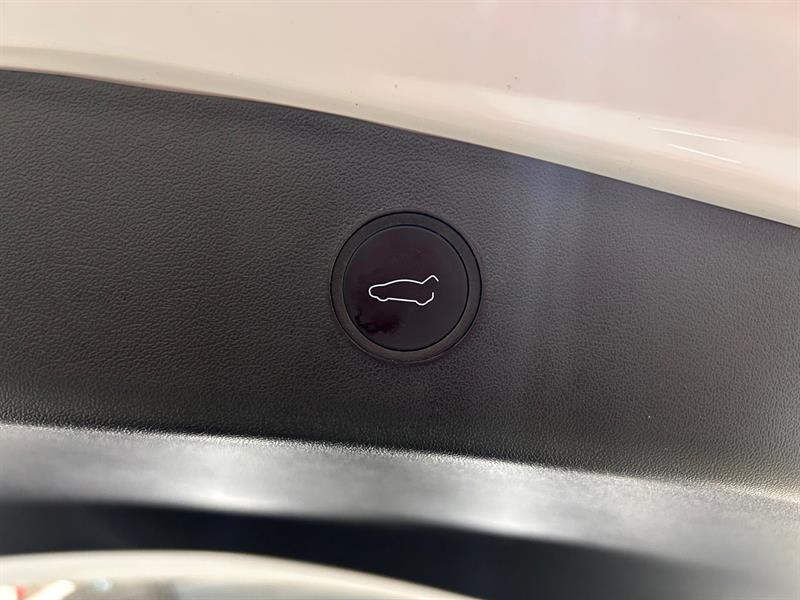 tesla Model 3 2023 - 17