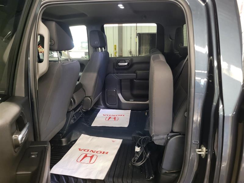 chevrolet Silverado 1500 2021 - 26