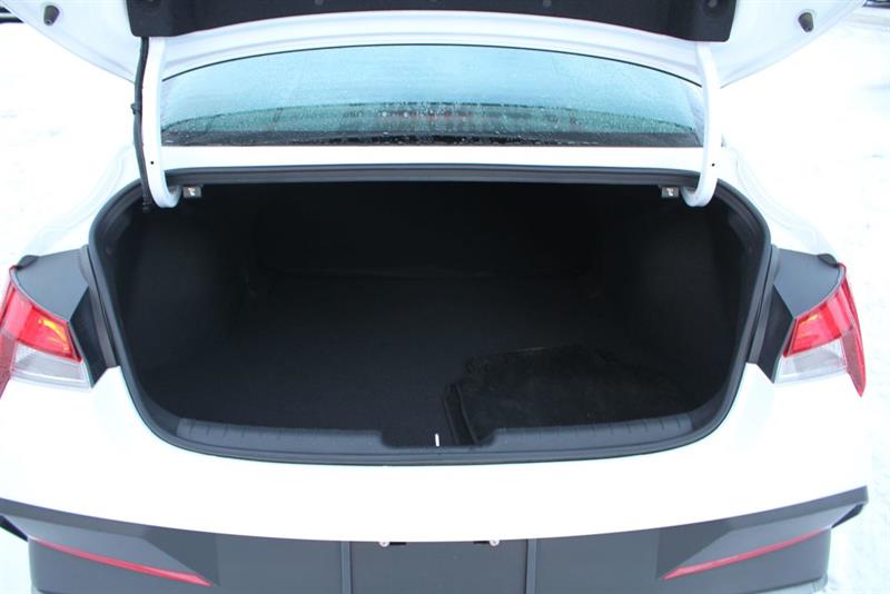 hyundai Elantra 2025 - 21