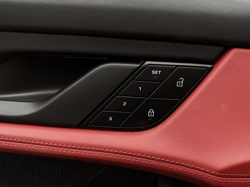 porsche Taycan 2022 - 28
