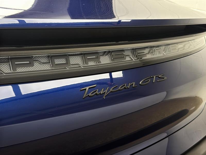 porsche Taycan 2023 - 8