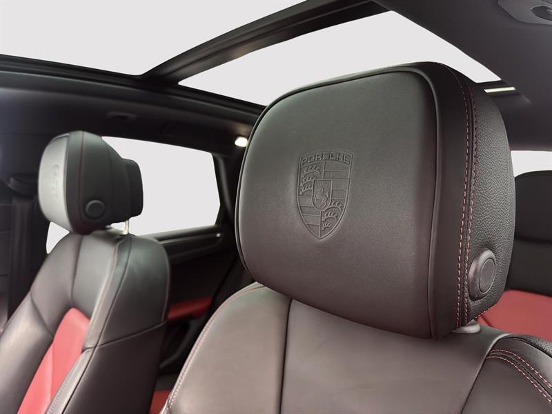 porsche Macan 2023 - 25