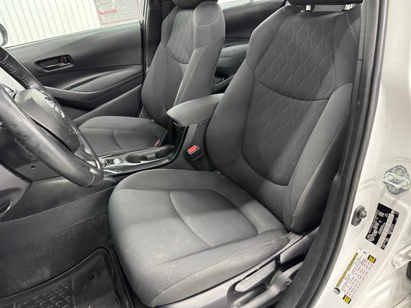 2022 Toyota Corolla - Image 20