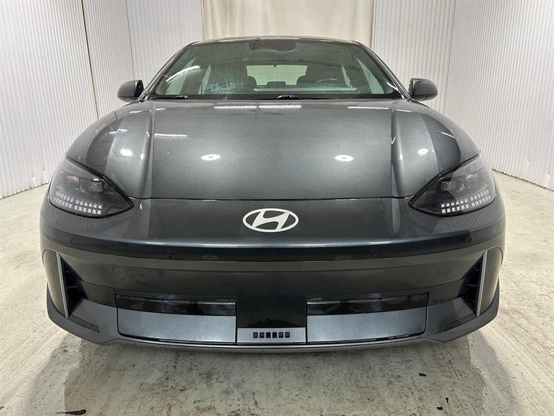 2024 Hyundai Ioniq - Image 2