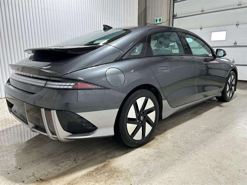 2024 Hyundai Ioniq - Image 5