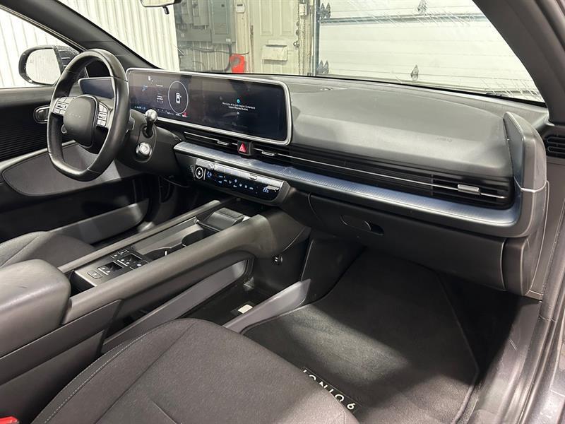 2024 Hyundai Ioniq - Image 21