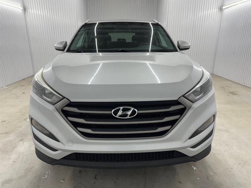 2016 Hyundai Tucson - Image 2