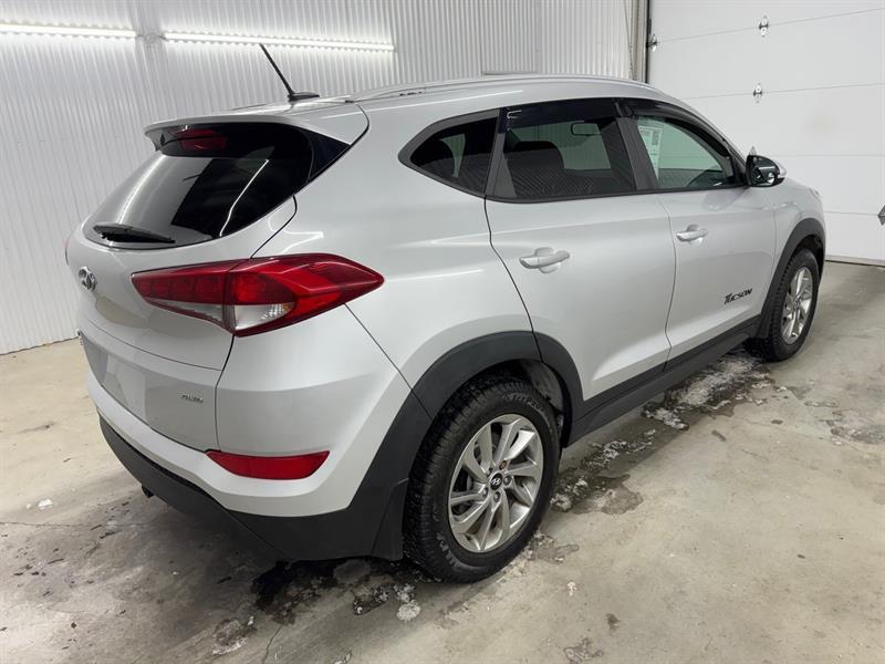 2016 Hyundai Tucson - Image 22