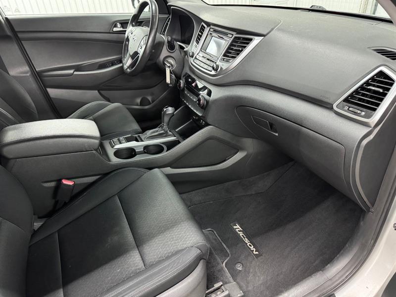 2016 Hyundai Tucson - Image 24