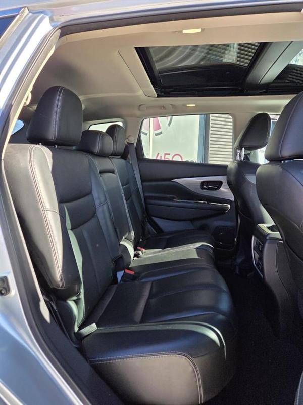 2016 Nissan Murano - Image 12