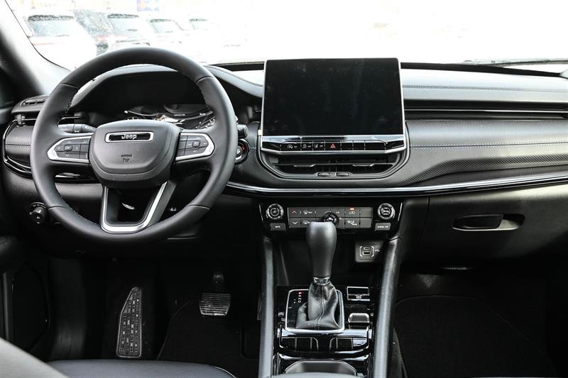 2026 Jeep Compass - Image 11