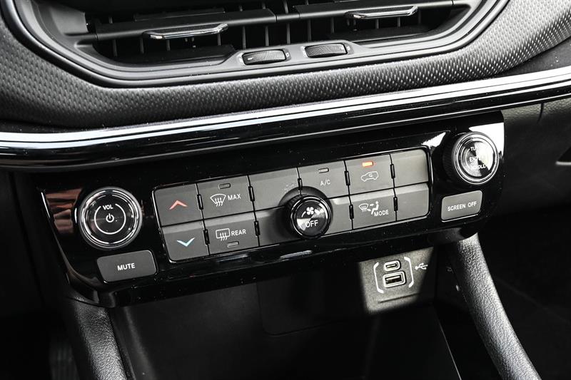 2026 Jeep Compass - Image 20