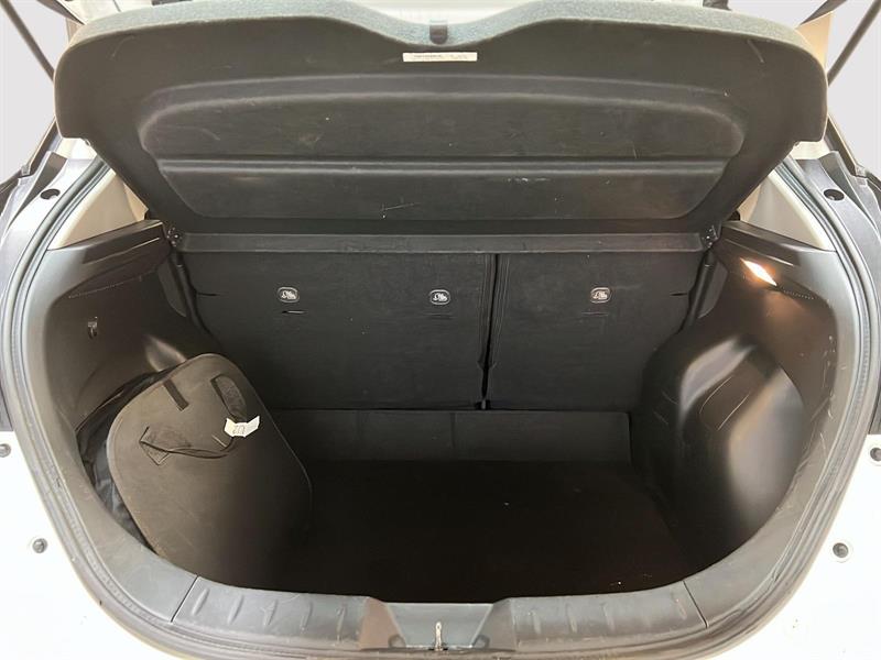 nissan LEAF 2023 - 12