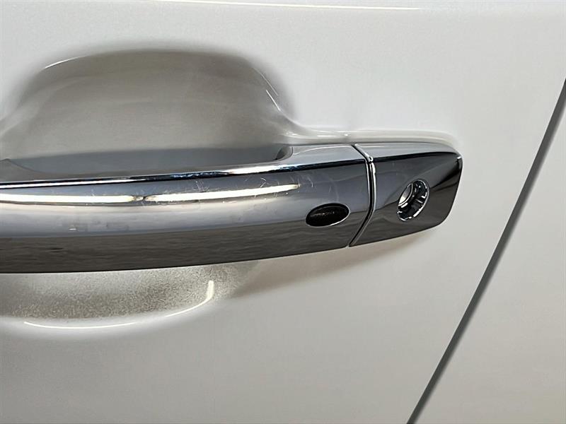 nissan LEAF 2023 - 25