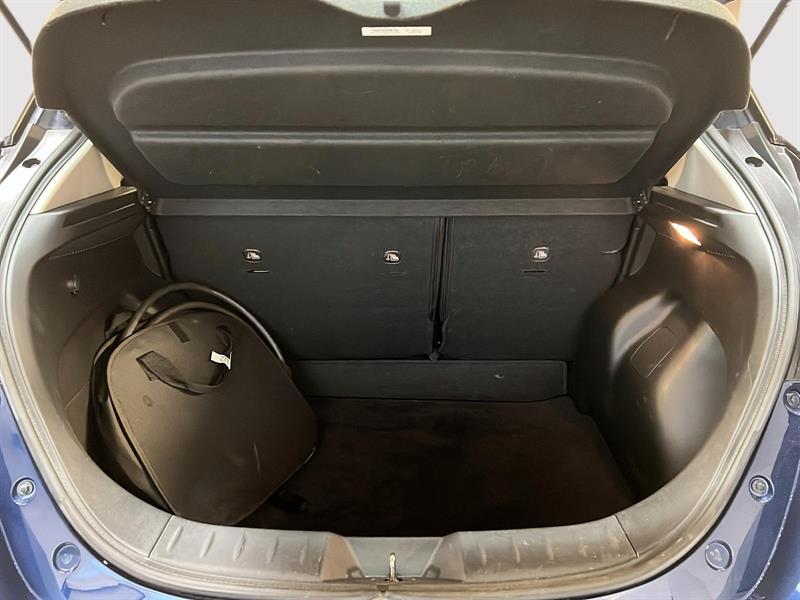 nissan LEAF 2023 - 12