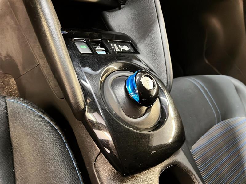 nissan LEAF 2023 - 13