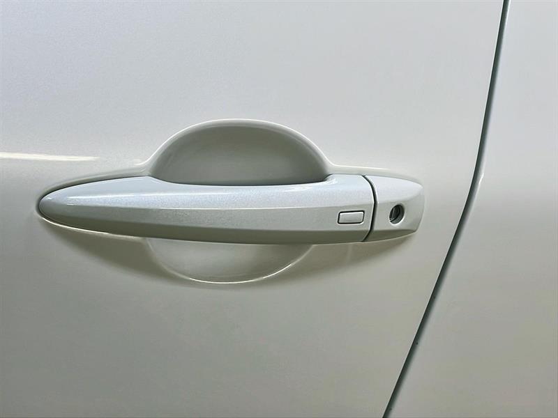 nissan Rogue 2023 - 25