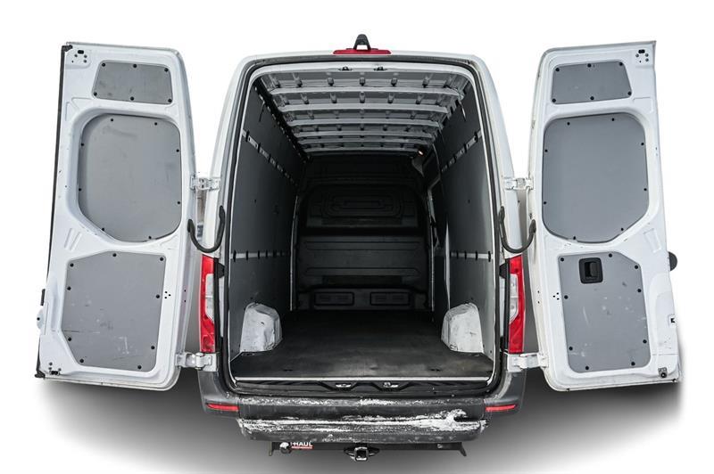 2022 Mercedes-Benz Sprinter - Image 14