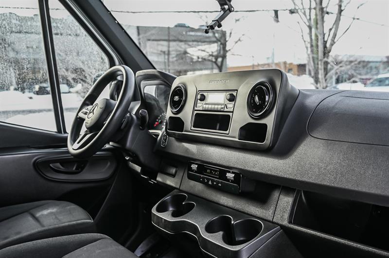 2022 Mercedes-Benz Sprinter - Image 21
