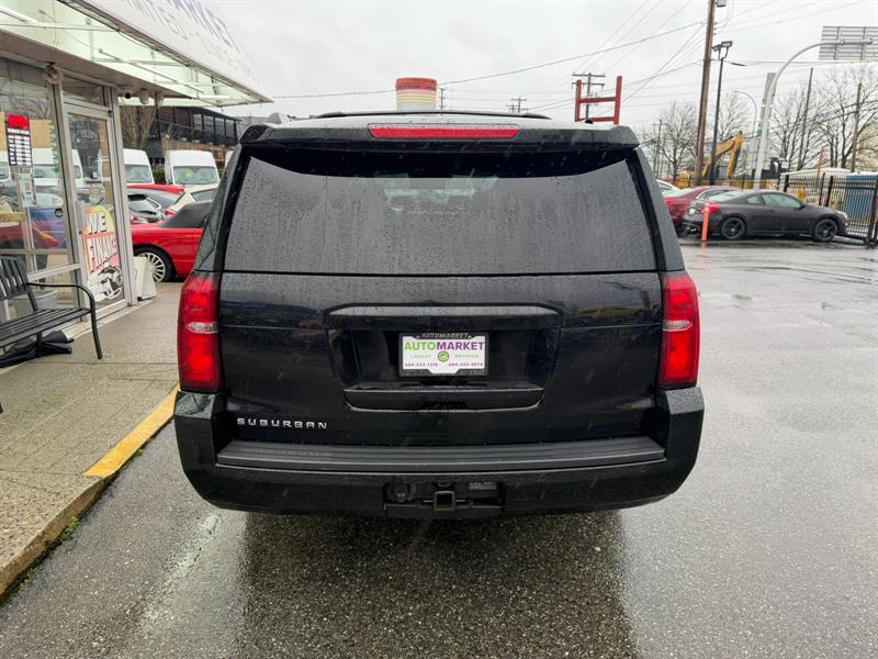 chevrolet Suburban 2018 - 8