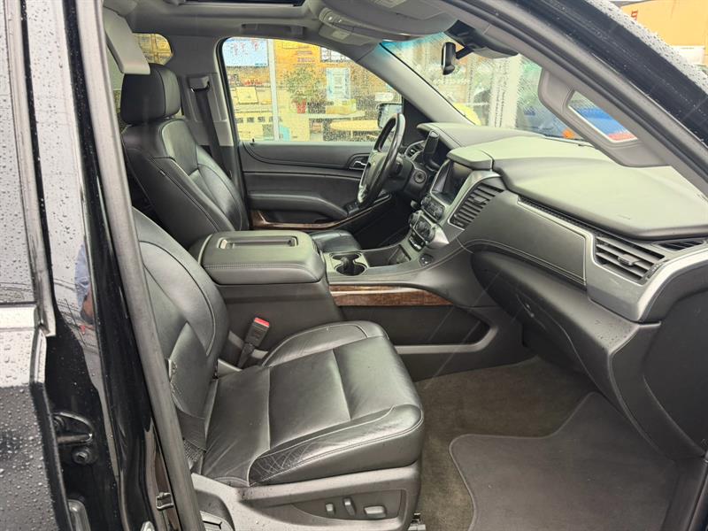chevrolet Suburban 2018 - 11