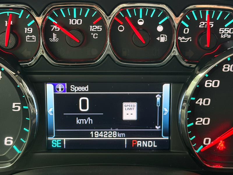 chevrolet Suburban 2018 - 22