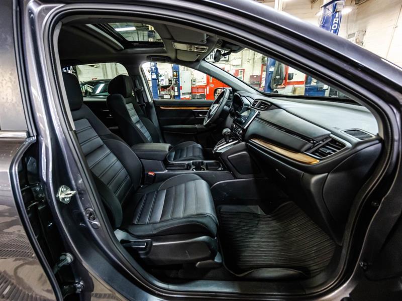 2017 Honda CR-V - Image 17