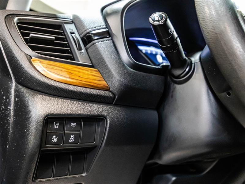 2017 Honda CR-V - Image 21